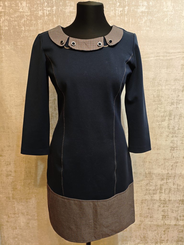 🖤 Стильное платье с акцентным воротником