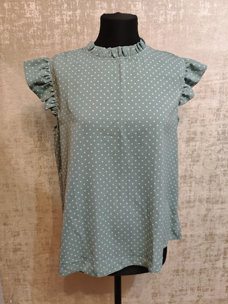 🌿 Женская блуза в горошек с рюшами