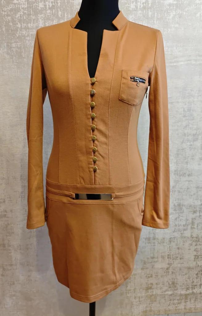 🤎 Стильное платье-футляр в оттенке карамель/кэмел