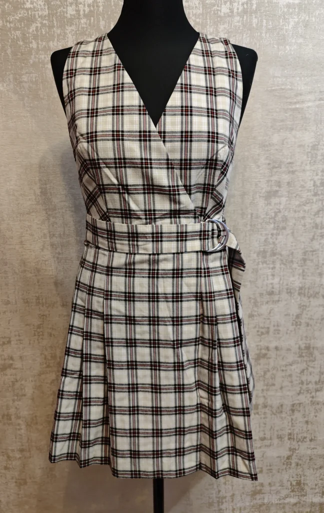 🤍 Клетчатое платье-сарафан с запахом