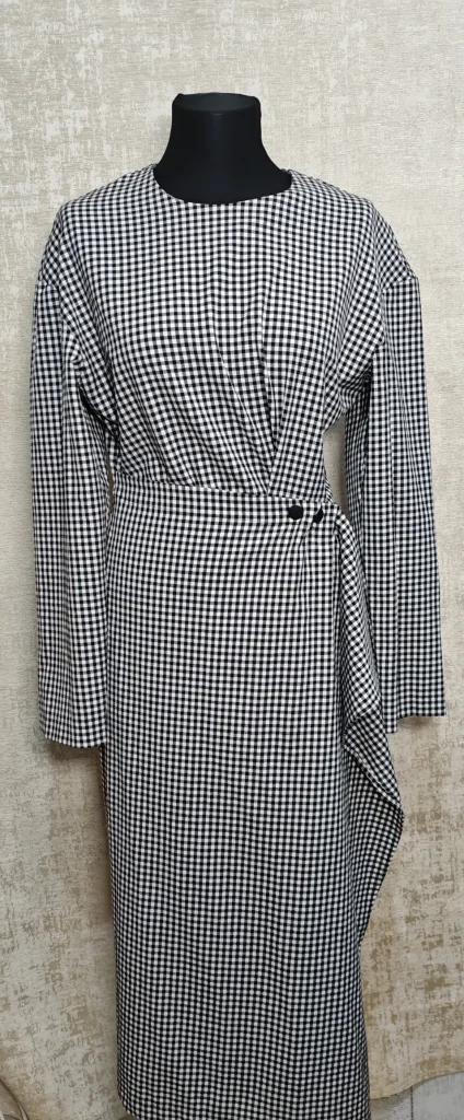 Женское платье — черно-белый роман