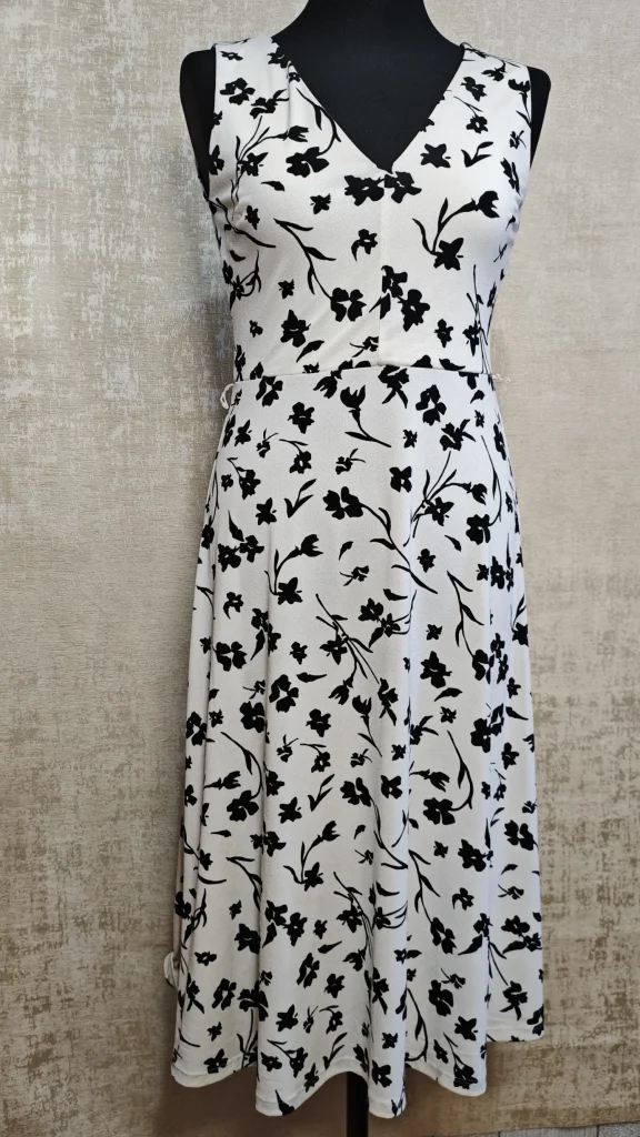Летнее платье — чернильные цветы