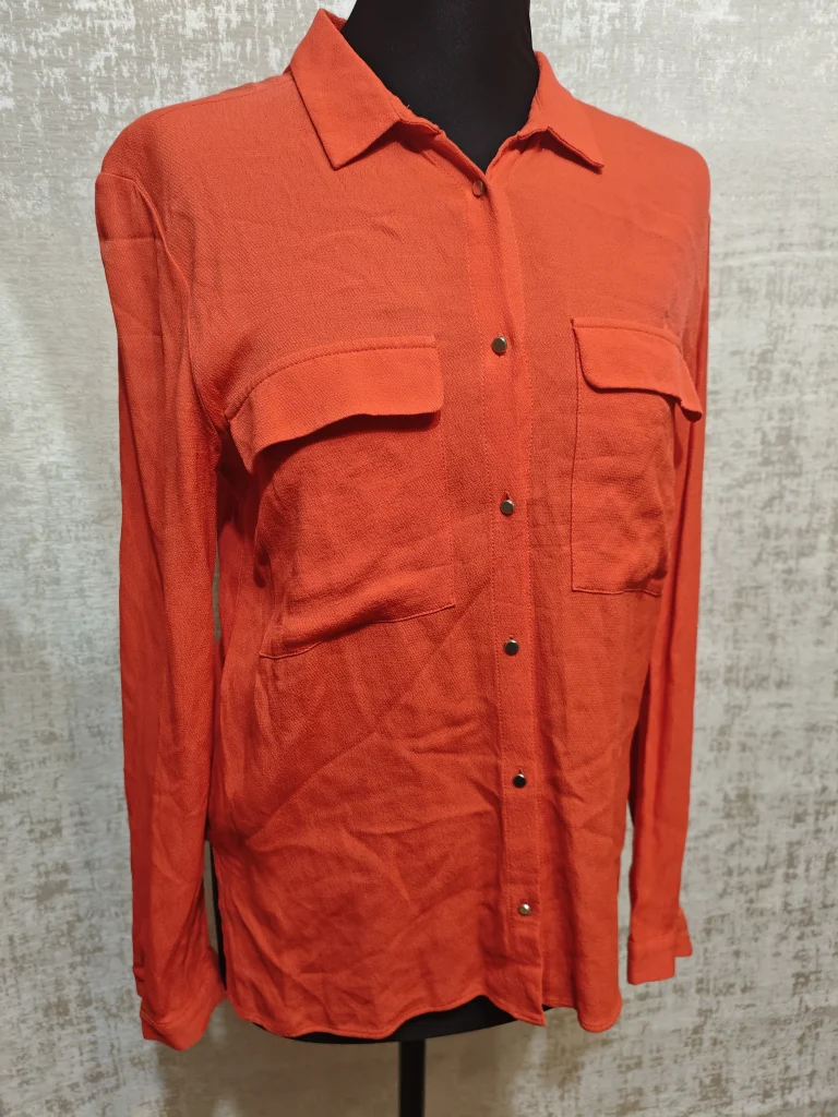 Женская рубашка — коралл