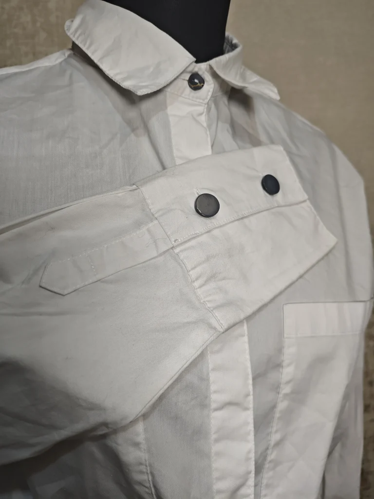 Женская белая рубашка